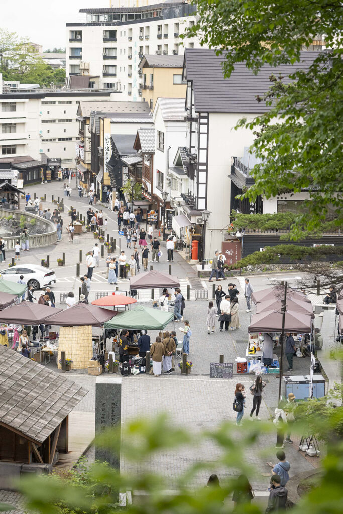 「また会いたい人がいるまち」CO-AKINAIマルシェ春場所で見えた、草津温泉の新しい関係性
